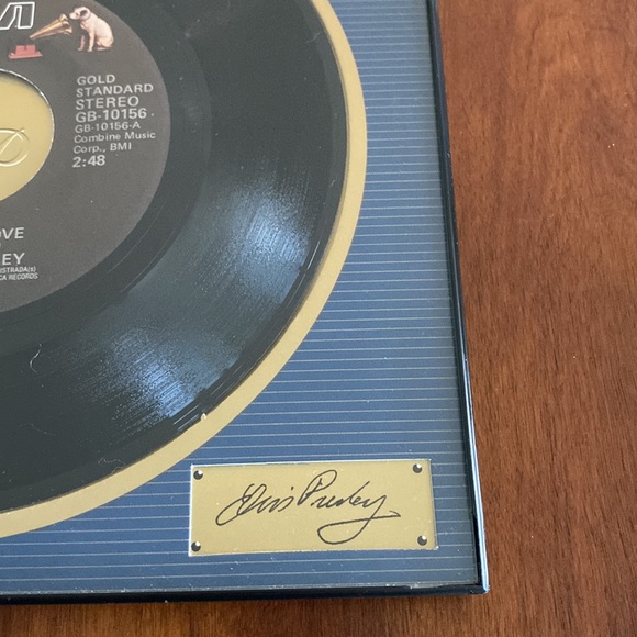 Elvis Presley Collectible - Picture 6 of 6